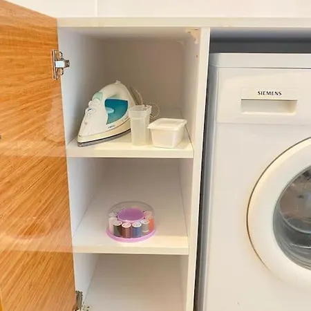 Aether Flats No7,old Town, Beach, Central, Netflix *